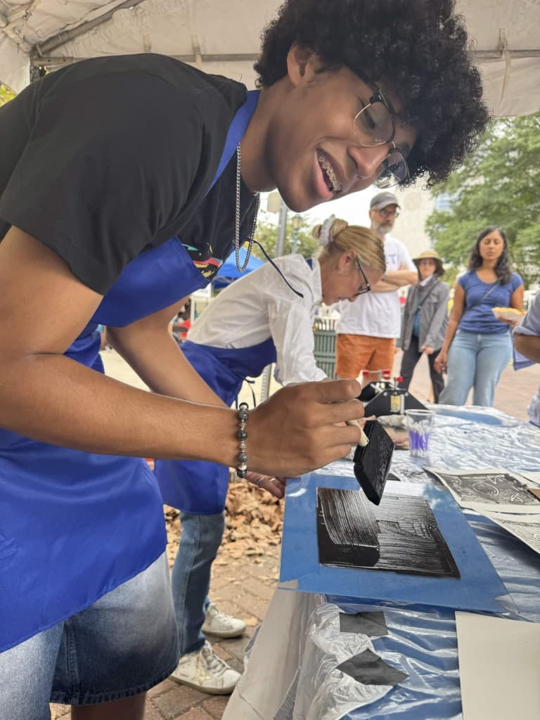 Community Art Workshop photo 20